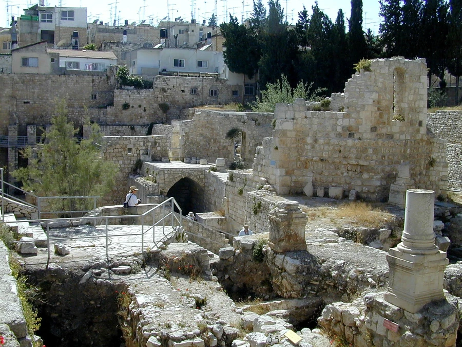 pools-of-bethesda-excavations-from-east-tb-n051401